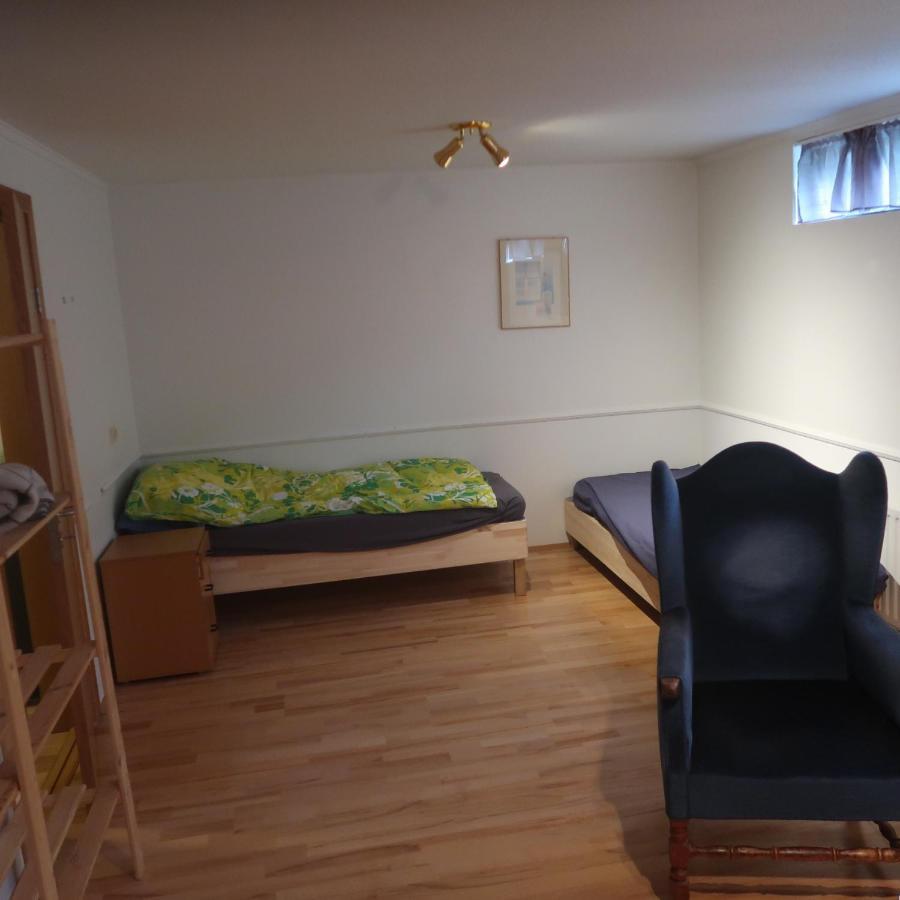 Large Apartment Close To The Centre เรคยาวิก ภายนอก รูปภาพ